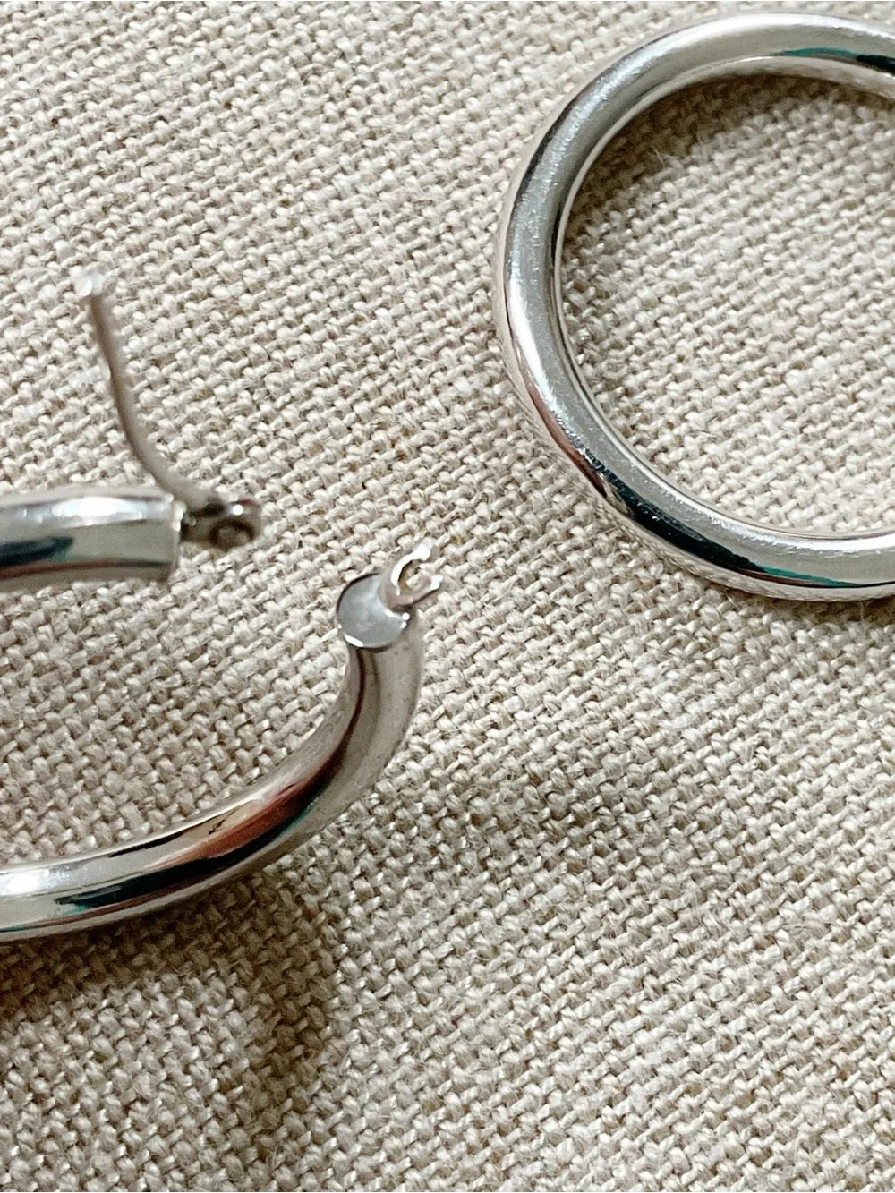 14K White Gold Hoop Earrings 25mm 1” Tubular Hoops Israel 1.73g - Picture 6 of 10